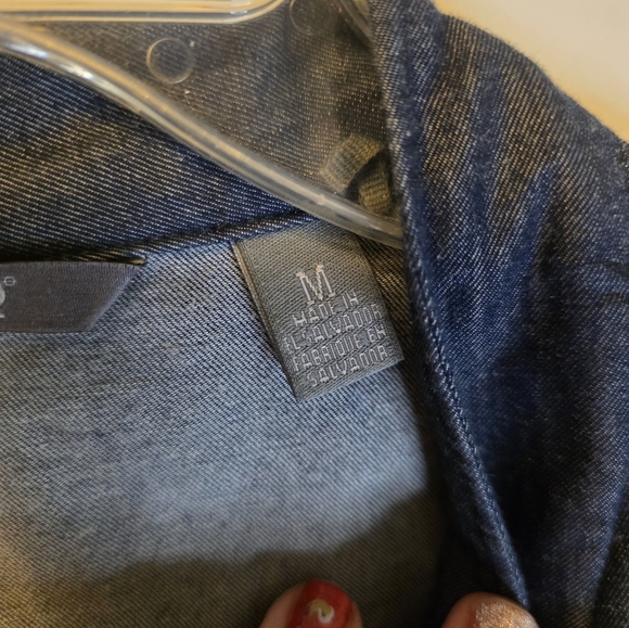 Toad&Co Short Sleeved Denim Top Size Medium - Picture 4 of 11